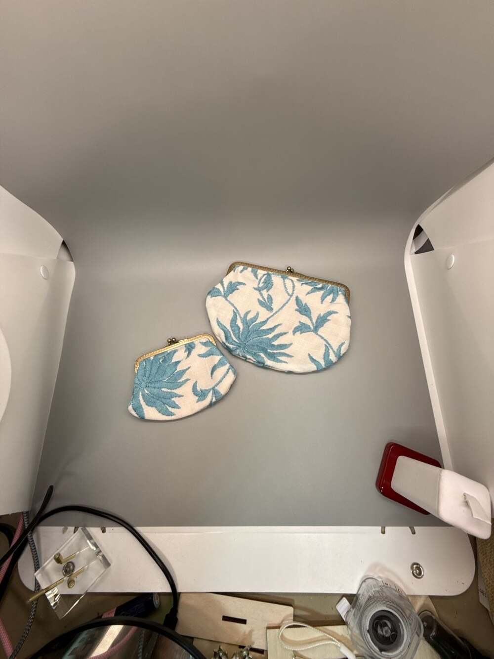 Handmade Hand Embroidered Palm Tree Kiss Lock Coin Purse Set Blue Ivory OOAK Vtg